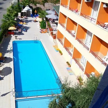 Hotel Kervan Side